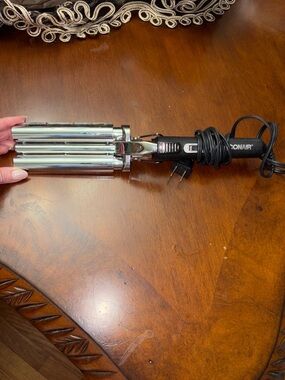 Conair Black and Silver Triple Barrel Waver